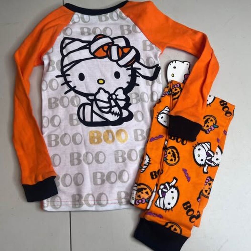Hello Kitty by Sanrio Halloween Pajama Set Size 4